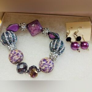 Earrings & stretch bracelet set. New. Colors of silver, pearl, purple.